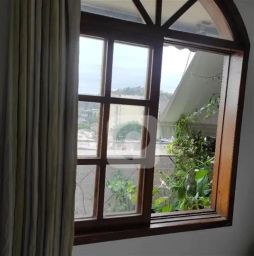 https://img.olx.com.br/thumbs256x256/39/395550163785455.jpg