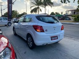 https://img.olx.com.br/thumbs256x256/39/399428103567611.jpg