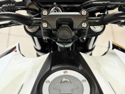 https://img.olx.com.br/thumbs256x256/39/399667690585460.jpg