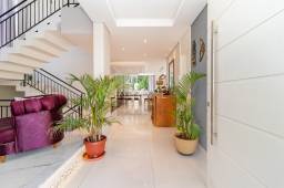Título do anúncio: Casa com 4 quartos, 387 m², à venda por R$ 2.700.000- Rua Antônio Escorsin, 504 - Santa Fe