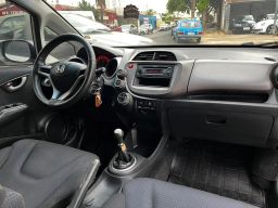 https://img.olx.com.br/thumbs256x256/40/401646315424558.jpg