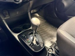 https://img.olx.com.br/thumbs256x256/40/402624780988185.jpg