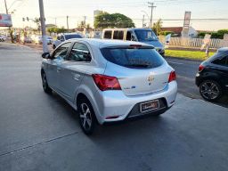 https://img.olx.com.br/thumbs256x256/40/402680446022495.jpg