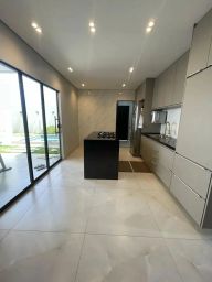 https://img.olx.com.br/thumbs256x256/40/403570511254989.jpg