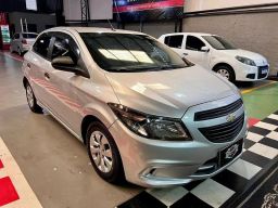 https://img.olx.com.br/thumbs256x256/40/406568399992384.jpg