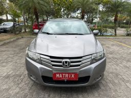 https://img.olx.com.br/thumbs256x256/40/407610792892143.jpg