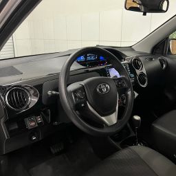 https://img.olx.com.br/thumbs256x256/40/407612910745343.jpg