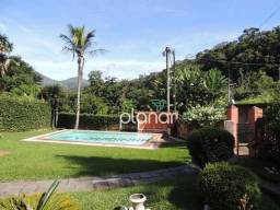 Título do anúncio: Casa linear com amplo jardim em Itaipava