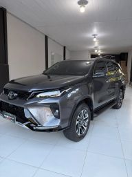 https://img.olx.com.br/thumbs256x256/40/408665303490999.jpg