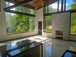Título do anúncio: Casa com 3 dormitórios à venda, 128 m² por R$ 1.150.000 - Pedro do Rio - Petrópolis/RJ