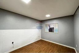 https://img.olx.com.br/thumbs256x256/40/409515167635825.jpg