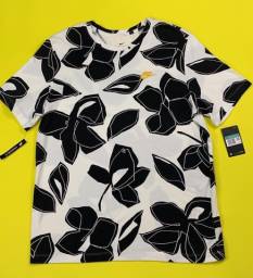 Título do anúncio: Camiseta Nike floral (raridade)