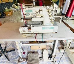 Título do anúncio: 5 máquinas de costura e corte diversos modelos.