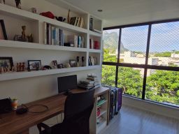 https://img.olx.com.br/thumbs256x256/41/412541031415168.jpg