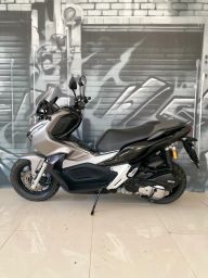 https://img.olx.com.br/thumbs256x256/41/412578279830017.jpg