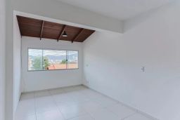 https://img.olx.com.br/thumbs256x256/41/413592393705233.jpg