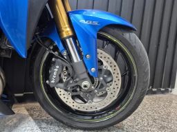 https://img.olx.com.br/thumbs256x256/41/413686558242610.jpg