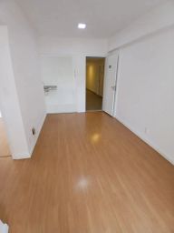 https://img.olx.com.br/thumbs256x256/41/415595397101005.jpg