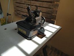 M�quina de costura semi industrial