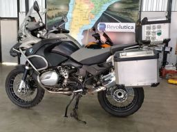 https://img.olx.com.br/thumbs256x256/41/416577288937453.jpg