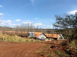 Granja com excelente renda em Marechal Cdo Rondon Pr estudo troca por terra no MT ou MS