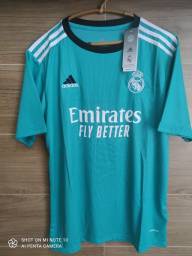 Título do anúncio: Camiseta de time real Madrid verde água e branca 