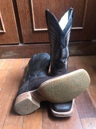 Título do anúncio: Bota texana artesanal de couro bovino bufalada- Reizinho - 40