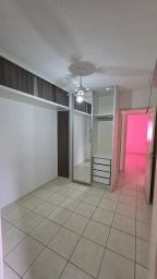 https://img.olx.com.br/thumbs256x256/41/418590048166787.jpg