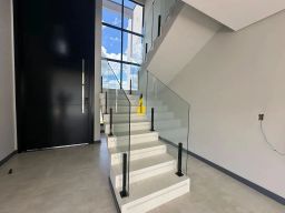 https://img.olx.com.br/thumbs256x256/41/418597405580467.jpg