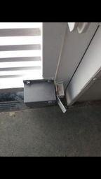 Trava el�trica para port�o de eleva��o