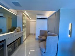 https://img.olx.com.br/thumbs256x256/42/420529758067498.jpg