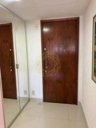 https://img.olx.com.br/thumbs256x256/42/420586046994517.jpg