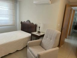 https://img.olx.com.br/thumbs256x256/42/420588405420734.jpg