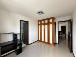 https://img.olx.com.br/thumbs256x256/42/422698683186560.jpg
