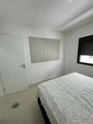https://img.olx.com.br/thumbs256x256/42/423571409002397.jpg