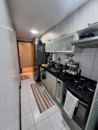 https://img.olx.com.br/thumbs256x256/42/423659567310356.jpg