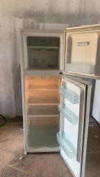 https://img.olx.com.br/thumbs256x256/42/424519640095011.jpg