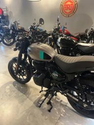 https://img.olx.com.br/thumbs256x256/42/425531397439632.jpg