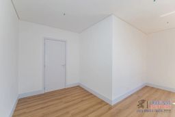 https://img.olx.com.br/thumbs256x256/42/425651091688963.jpg
