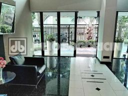 https://img.olx.com.br/thumbs256x256/42/426574167155289.jpg
