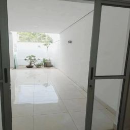 https://img.olx.com.br/thumbs256x256/42/426590886520494.jpg