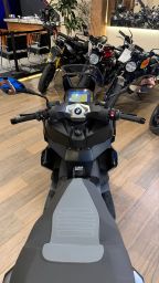 https://img.olx.com.br/thumbs256x256/42/426687532036676.jpg