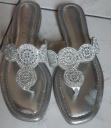 https://img.olx.com.br/thumbs256x256/42/427438573176987.jpg
