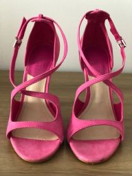 https://img.olx.com.br/thumbs256x256/42/427589262835878.jpg