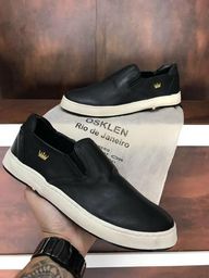tenis osklen fechado