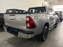 https://img.olx.com.br/thumbs256x256/42/428616080905182.jpg