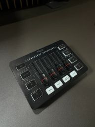 https://img.olx.com.br/thumbs256x256/42/429617905802635.jpg