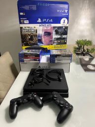 Ps4 Pro Fortnite CUH-7214B 2 controles e 2 jogos aceito cartão