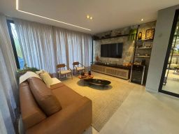 https://img.olx.com.br/thumbs256x256/43/430682452020126.jpg