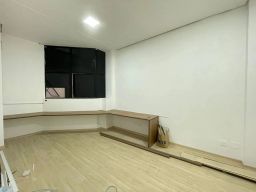 https://img.olx.com.br/thumbs256x256/43/431512524628481.jpg